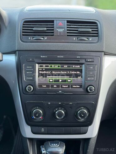 Skoda Yeti 2010, 232,200 km - 1.2 l - Bakı