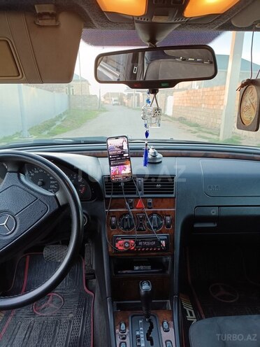 Mercedes C 180 1995, 328,660 km - 1.8 l - Şirvan