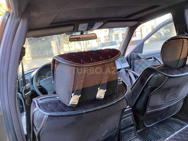 Mercedes C 180 1995, 270,000 km - 1.8 l - Mingəçevir