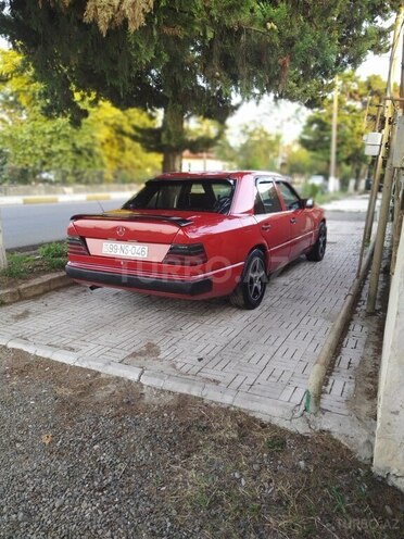 Mercedes E 250 1992, 450,125 km - 2.5 л - Lənkəran