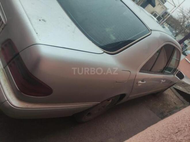 Mercedes E 220 d 2000, 400,000 km - 2.2 l - Bakı