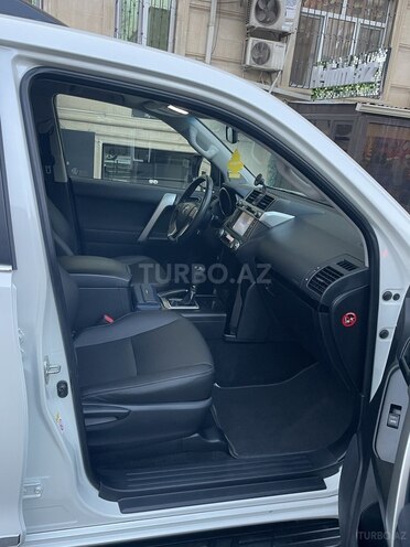 Toyota Land Cruiser Prado 2017, 132,000 km - 3.0 l - Bakı