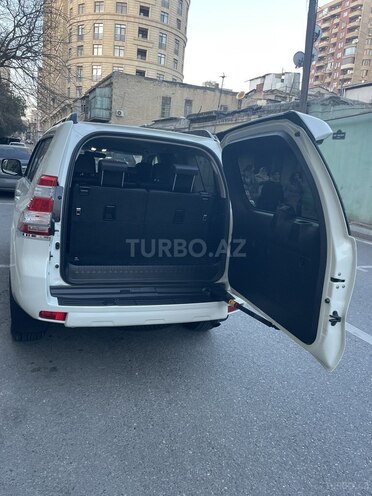 Toyota Land Cruiser Prado 2017, 132,000 km - 3.0 l - Bakı