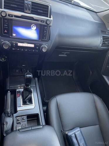 Toyota Land Cruiser Prado 2017, 132,000 km - 3.0 l - Bakı