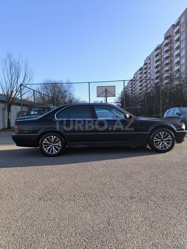 BMW 735 2000, 500,000 km - 3.5 л - Bakı