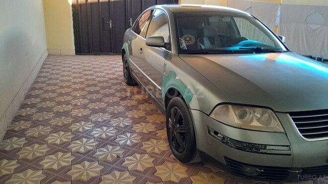 Volkswagen Passat 2002, 277,030 km - 1.8 l - Gəncə