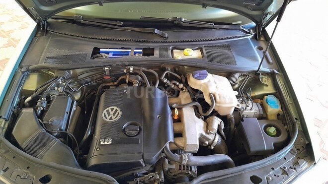 Volkswagen Passat 2002, 277,030 km - 1.8 l - Gəncə