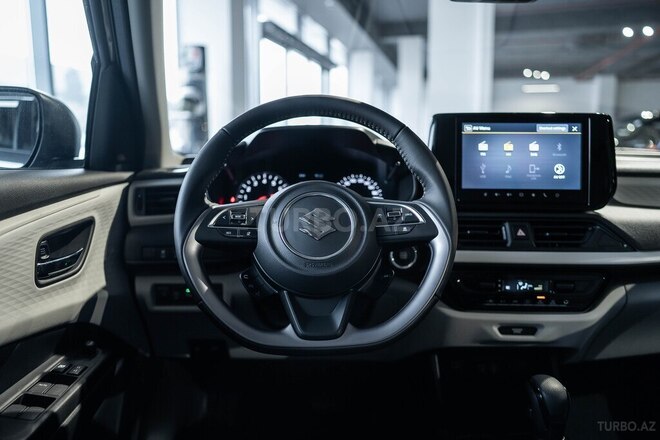 Suzuki Swift-7