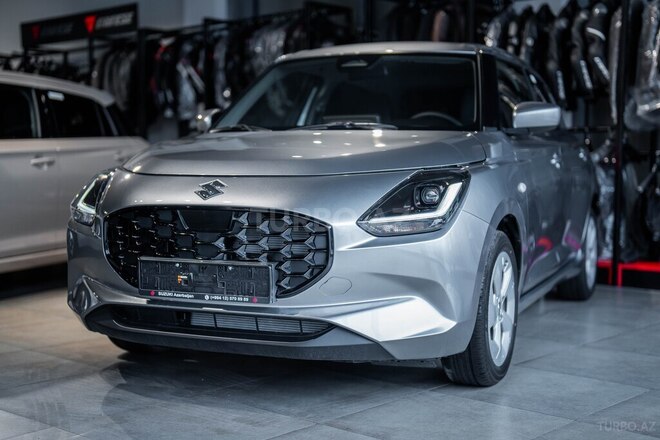Suzuki Swift-1