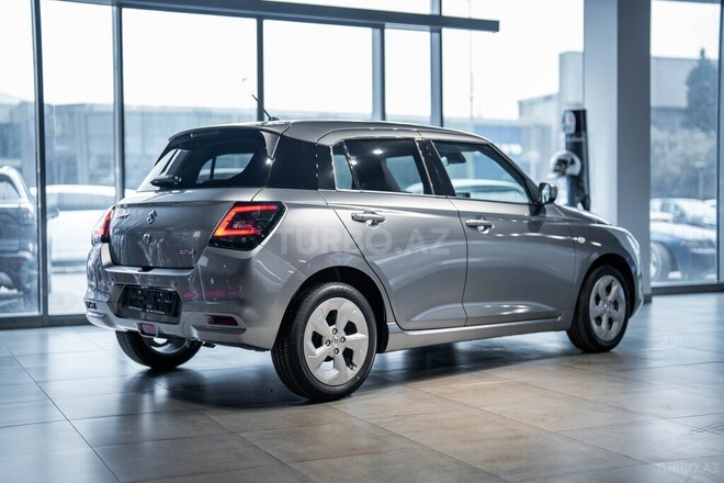 Suzuki Swift-4