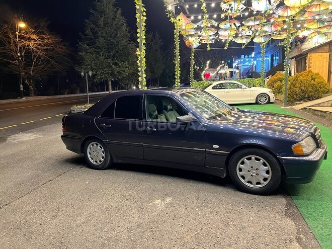 Mercedes C 200 1999, 472,000 km - 2.0 l - Qəbələ