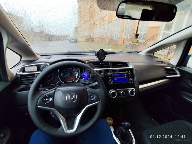 Honda Fit 2015, 138,404 km - 1.5 l - Bakı