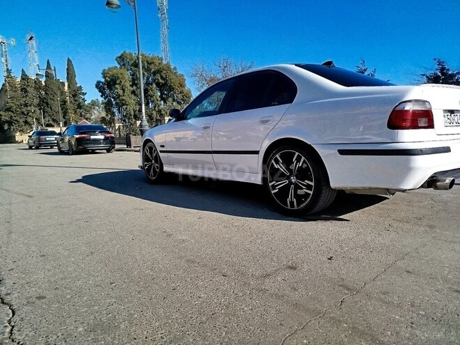 BMW 540 2001, 400,000 km - 4.4 l - Bakı