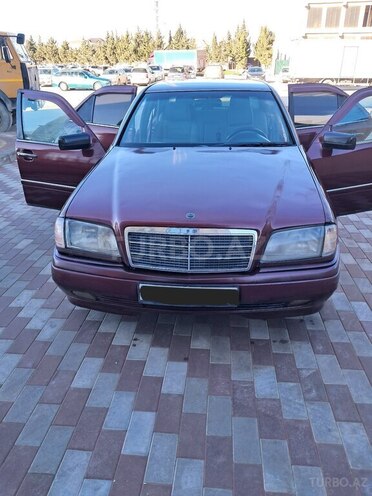 Mercedes C 200 1995, 285,000 km - 2.0 л - Sumqayıt
