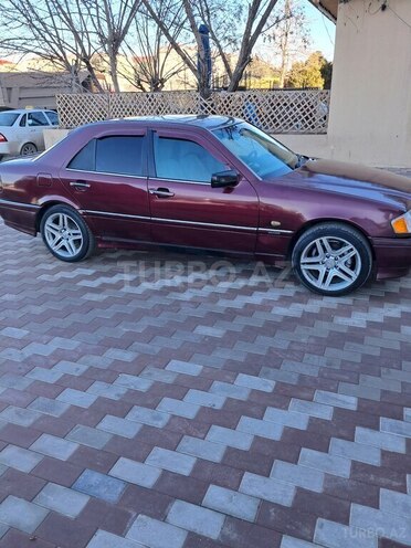 Mercedes C 200 1995, 285,000 km - 2.0 л - Sumqayıt