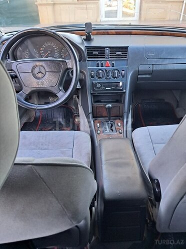 Mercedes C 200 1995, 285,000 km - 2.0 л - Sumqayıt