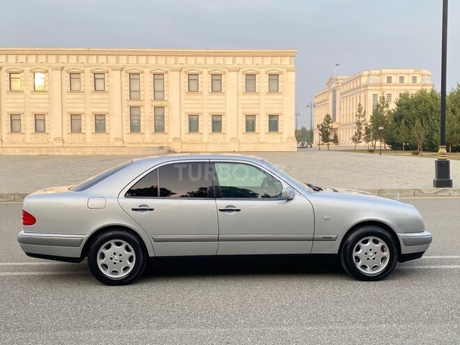 Mercedes E 240 1997, 248,000 km - 2.4 l - Ağdaş