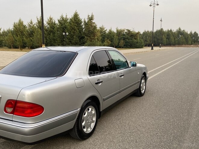 Mercedes E 240 1997, 248,000 km - 2.4 l - Ağdaş