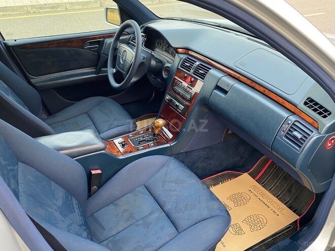 Mercedes E 240 1997, 248,000 km - 2.4 l - Ağdaş