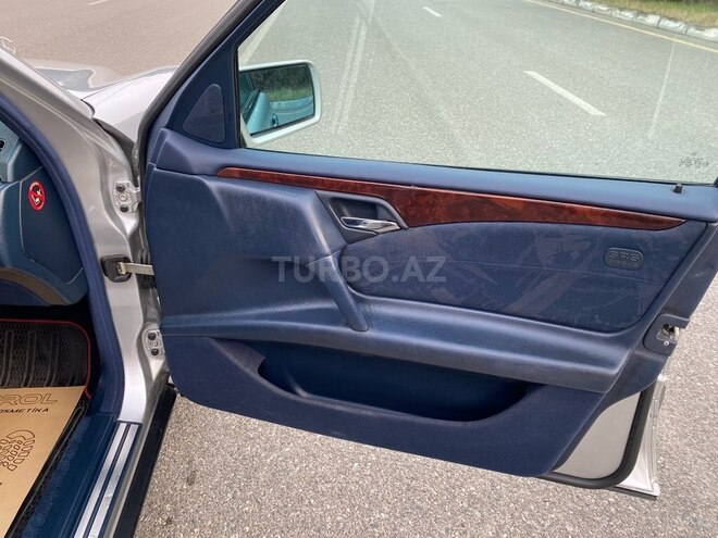 Mercedes E 240 1997, 248,000 km - 2.4 l - Ağdaş