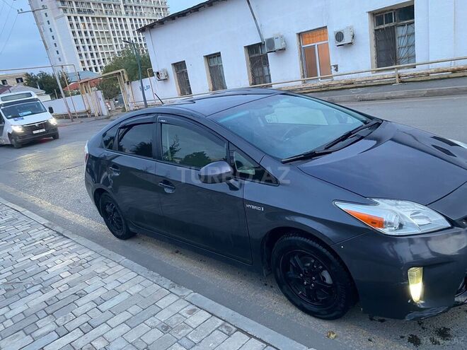 Toyota Prius 2013, 138,000 km - 1.8 л - Bakı