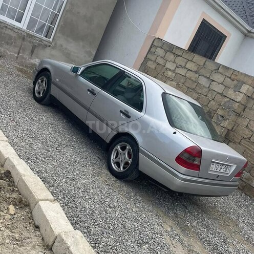 Mercedes C 200 1995, 398,257 km - 2.0 л - Beyləqan
