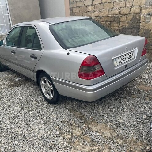 Mercedes C 200 1995, 398,257 km - 2.0 л - Beyləqan
