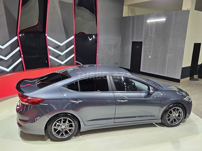 Hyundai Elantra 2015, 130,000 km - 1.6 l - Sumqayıt