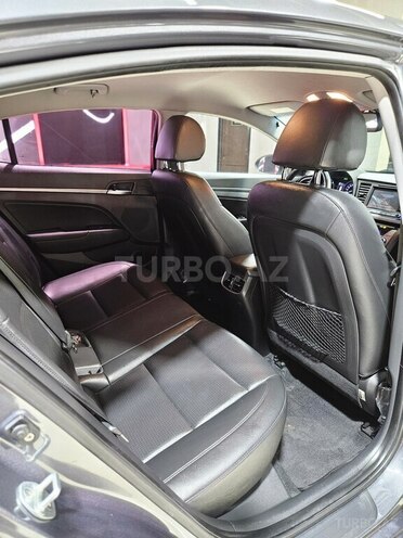 Hyundai Elantra 2015, 130,000 km - 1.6 l - Sumqayıt