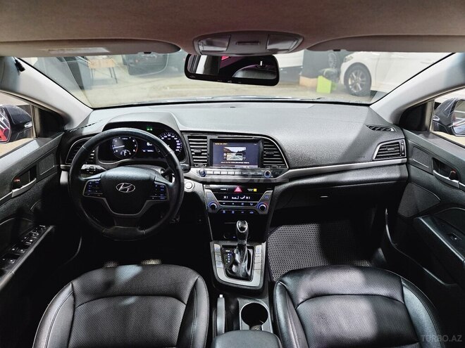 Hyundai Elantra 2015, 130,000 km - 1.6 l - Sumqayıt