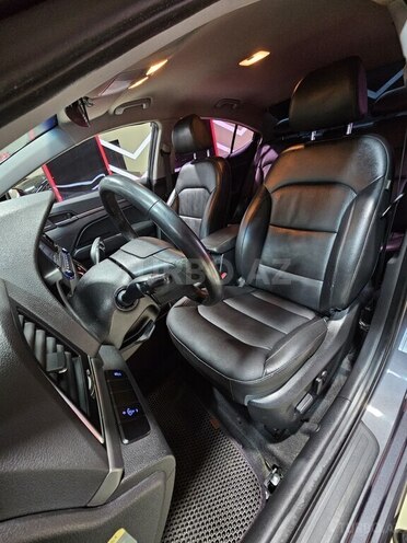 Hyundai Elantra 2015, 130,000 km - 1.6 l - Sumqayıt