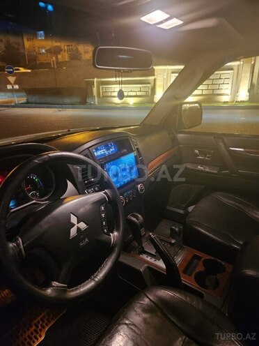 Mitsubishi Pajero 2008, 196,000 km - 3.0 l - Bakı