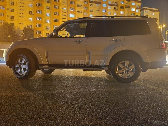 Mitsubishi Pajero 2008, 196,000 km - 3.0 l - Bakı