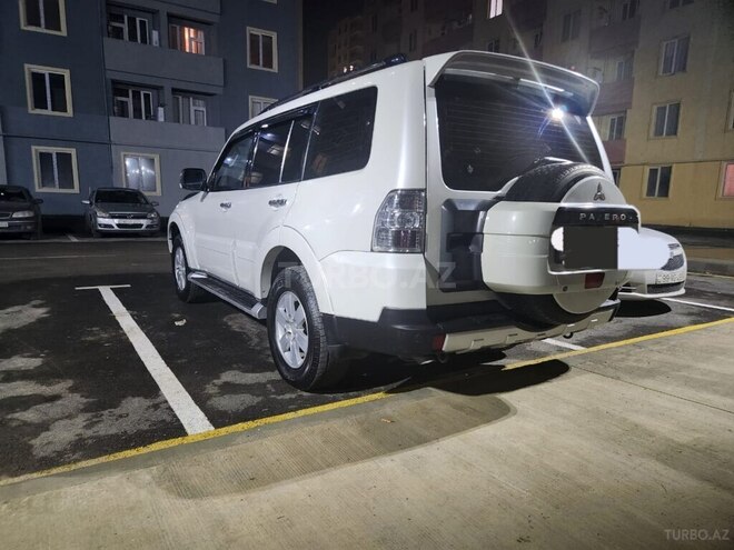 Mitsubishi Pajero 2008, 196,000 km - 3.0 l - Bakı