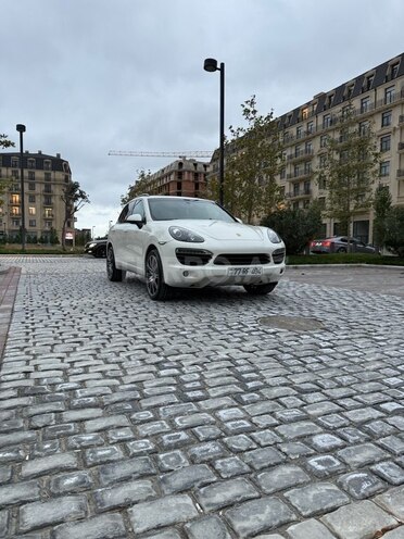 Porsche Cayenne 2011, 168,100 km - 3.6 l - Bakı