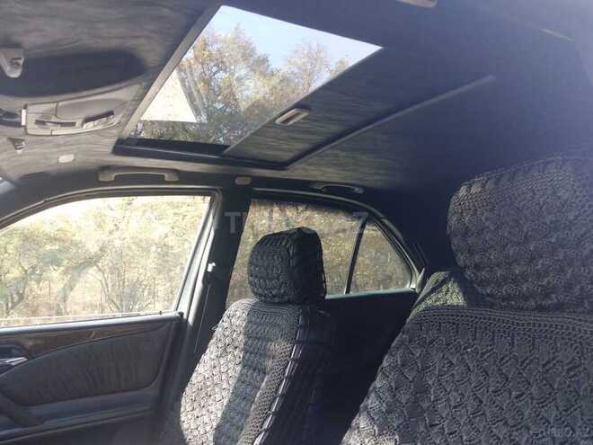 Mercedes E 220 d 2000, 590,000 km - 2.2 л - Qusar