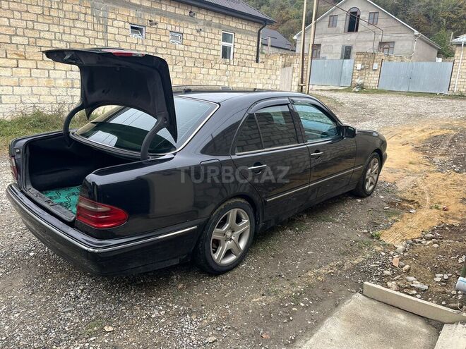 Mercedes E 220 d 2000, 590,000 km - 2.2 л - Qusar