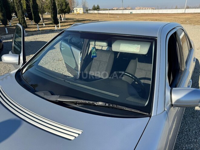 Mercedes E 240 2001, 342,000 km - 2.4 л - Bərdə