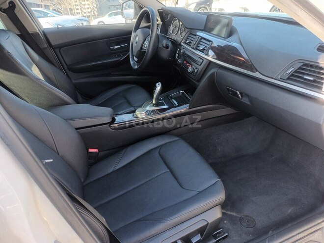 BMW 320-6