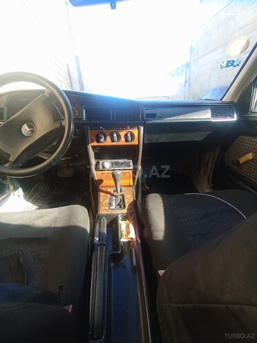 Mercedes 190 1984, 450,000 km - 2.0 л - Bakı