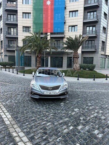 Hyundai Grandeur 2015, 230,000 km - 2.2 l - Bakı