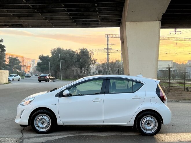 Toyota Aqua 2017, 58,000 km - 1.5 l - Bakı