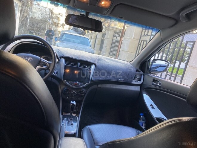 Hyundai Accent 2011, 214,000 km - 1.4 l - Bakı