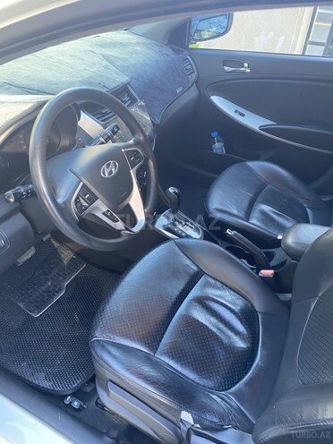 Hyundai Accent 2011, 214,000 km - 1.4 l - Bakı