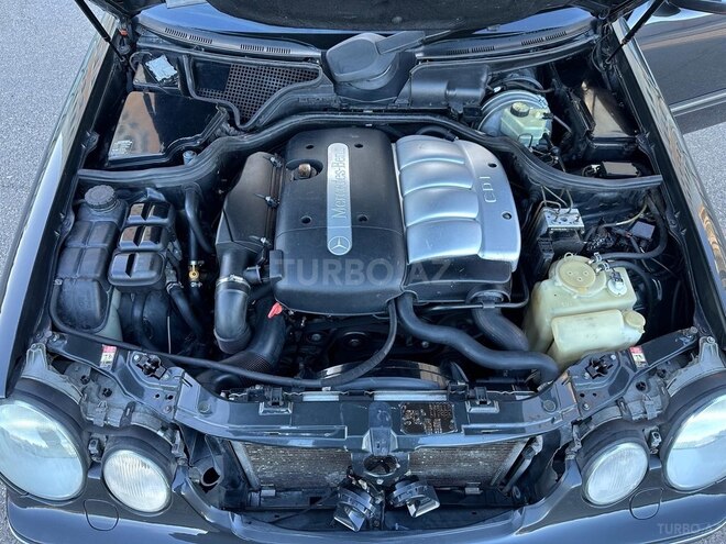 Mercedes E 220 d 2001, 300,000 km - 2.2 l - Bakı
