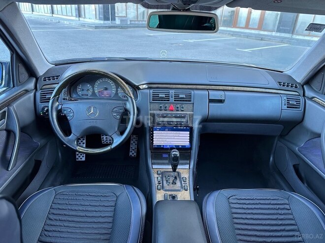 Mercedes E 220 d 2001, 300,000 km - 2.2 l - Bakı