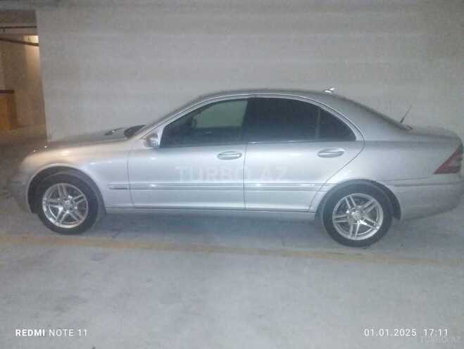 Mercedes C 200 2000, 404,460 km - 2.0 l - Bakı