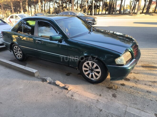Mercedes C 220 d 1995, 582,000 km - 2.2 л - Bakı