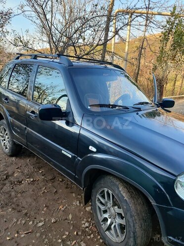 Chevrolet Niva 2011, 175,400 km - 1.7 l - Gədəbəy