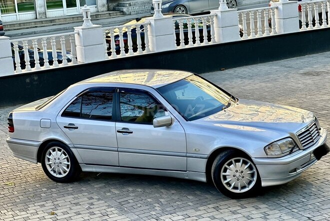 Mercedes C 220 d 1998, 456,000 km - 2.2 л - Bakı
